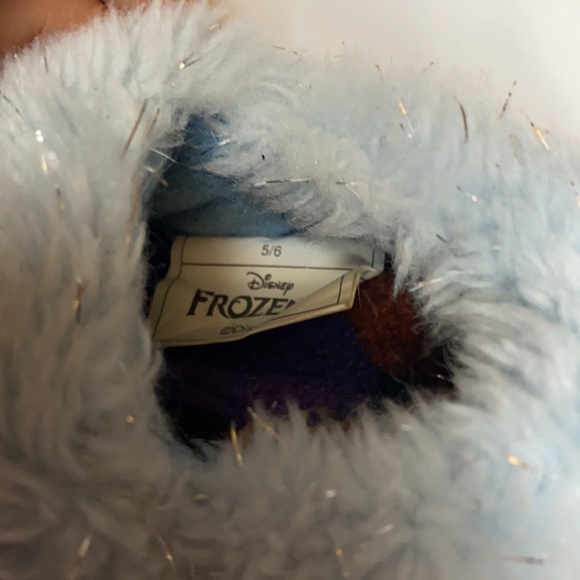 Girls Frozen Slippers - Picture 5 of 7